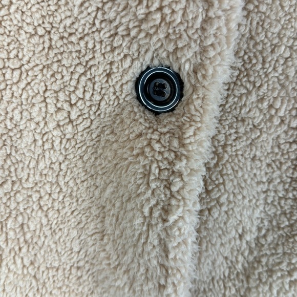 Urban Republic Faux Lambs Wool Coat - Picture 3 of 9